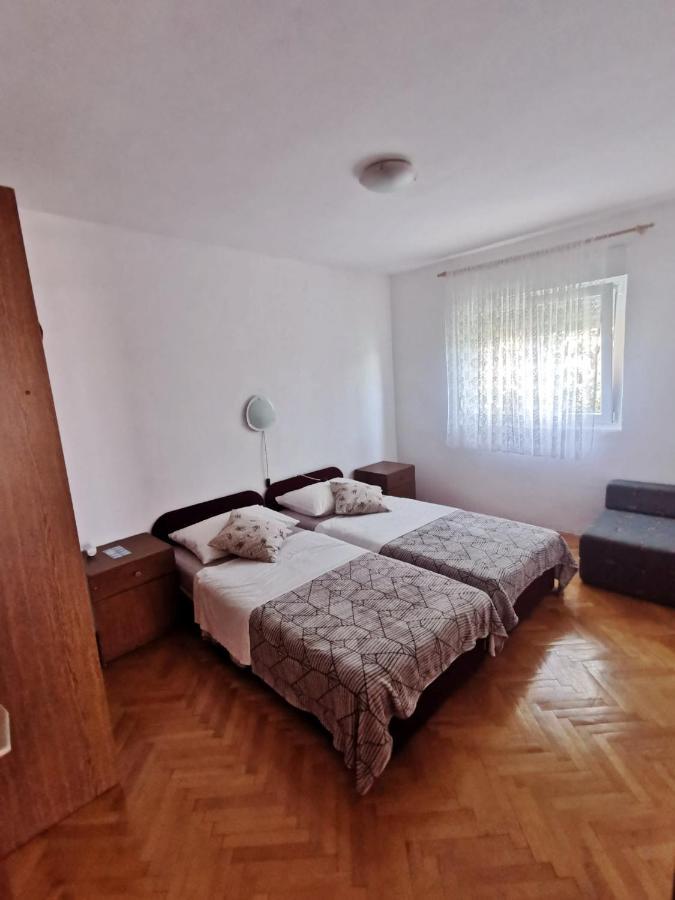 Apartmani Luka Ртина Экстерьер фото